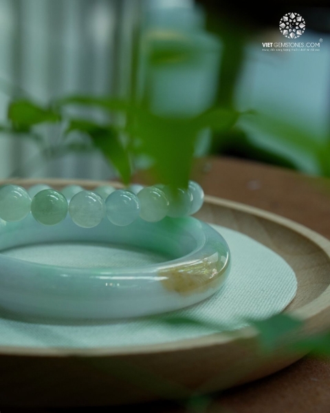 Vòng Nguyên Khối Cẩm Thạch Tứ Quý - Jadeite
