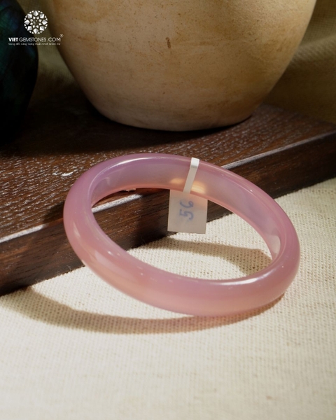 Vòng Nguyên Khối Chalcedony Hồng bản hẹ