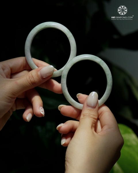 Vòng Nguyên Khối Cẩm Thạch Oval