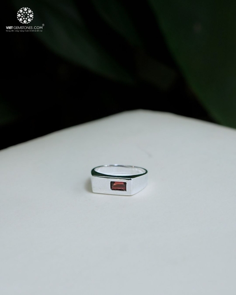 Nhẫn Bạc Đá Ngọc Hồng Lựu - Garnet Thiết Kế Unisex