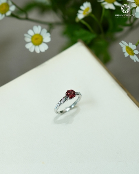 Nhẫn Bạc Đá Garnet - Ngọc Hồng Lựu