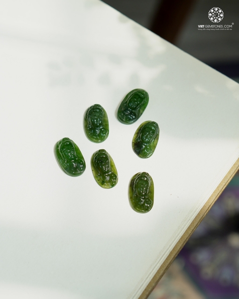 Mặt Dây Chuyền Quan Âm Ngọc Bích