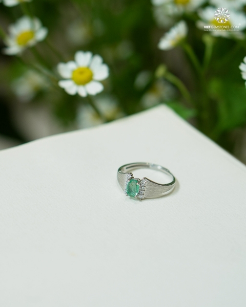 Nhẫn Bạc Emerald Ngọc Lục Bảo Freesize
