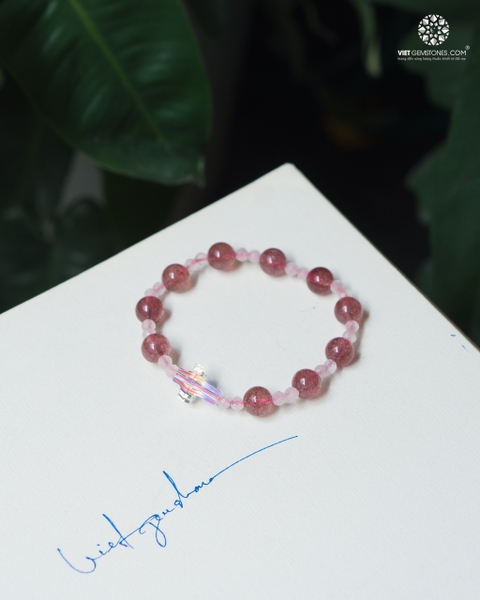 Chuỗi Mân Côi Thạch Anh Dâu 08mm Thánh Giá Pha Lê