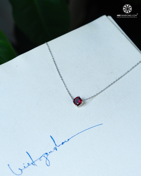 Dây Chuyền Ngọc Hồng Lựu - Garnet Bạc Phủ Bạch Kim