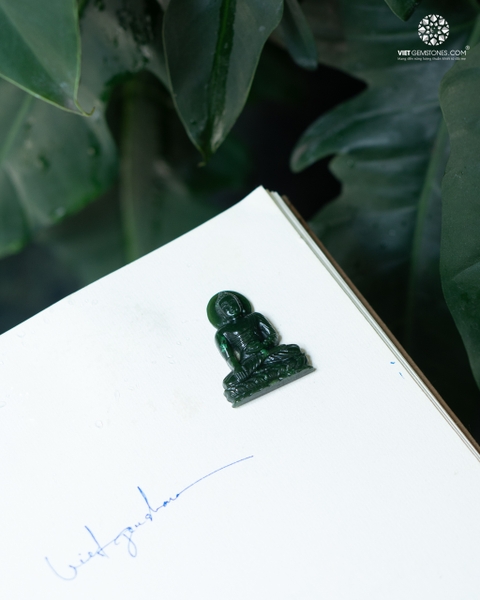 Mặt Dây Chuyền Phật Thích Ca Ngọc Bích (Nephrite) Canada