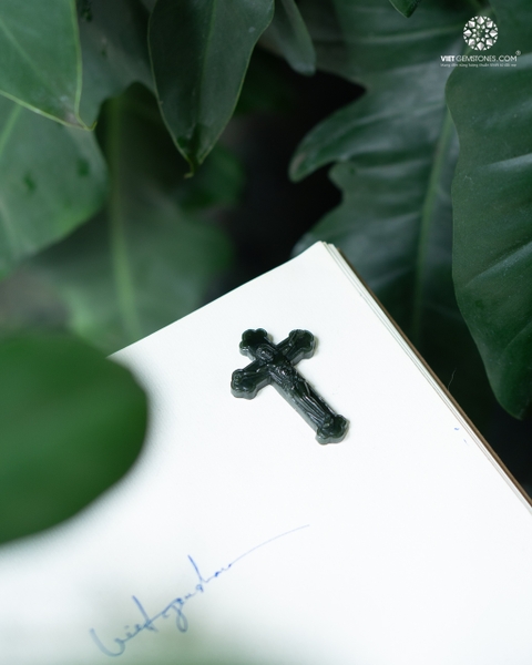 Mặt Dây Chuyền Thánh Giá Ngọc Bích size L