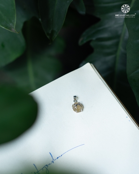 Mặt Dây Chuyền Túi Tiền Thạch Anh Tóc Vàng (chưa kèm dây đeo)