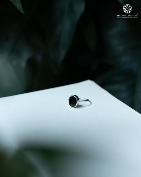 Nhẫn Bạc Obsidian Oval - Bạc 950 Phủ Bạch Kim
