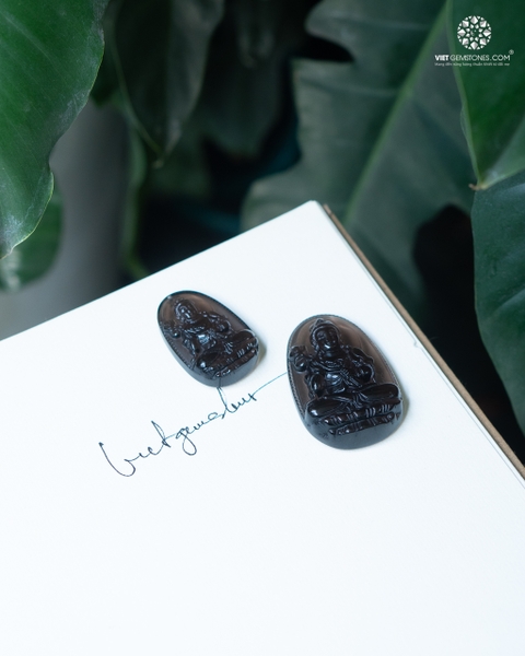 Mặt dây chuyền Đại Thế Chí Bồ Tát Thạch Anh Khói tuổi Ngọ