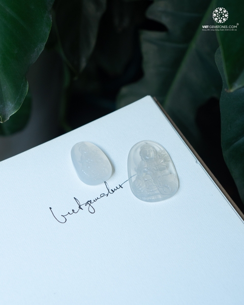 Mặt Dây Chuyền Phổ Hiền Bồ Tát Tuổi Thìn & Tỵ Đá Mã Não Trắng