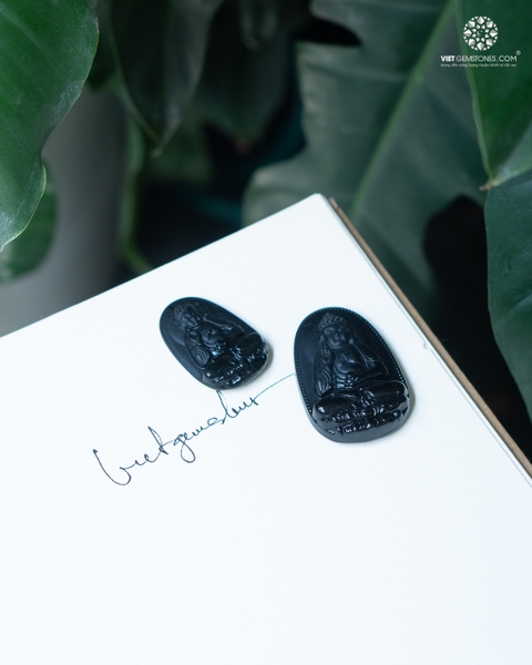 Mặt Dây Chuyền Phật A Di Đà Tuổi Tuất & Hợi Đá Obsidian