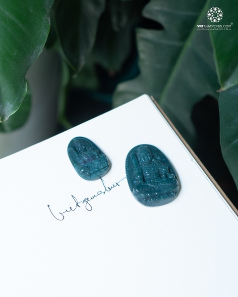 Mặt dây chuyền Bất Động Minh Vương Tuổi Dậu Chalcedony