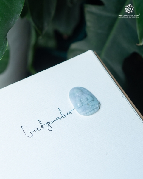 Mặt dây chuyền  Phật A Di Đà Cẩm Thạch  tuổi Tuất, Hợi