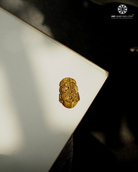 Móc khóa 12 Con Giáp đá Mắt Hổ Vàng - Tuổi Tỵ