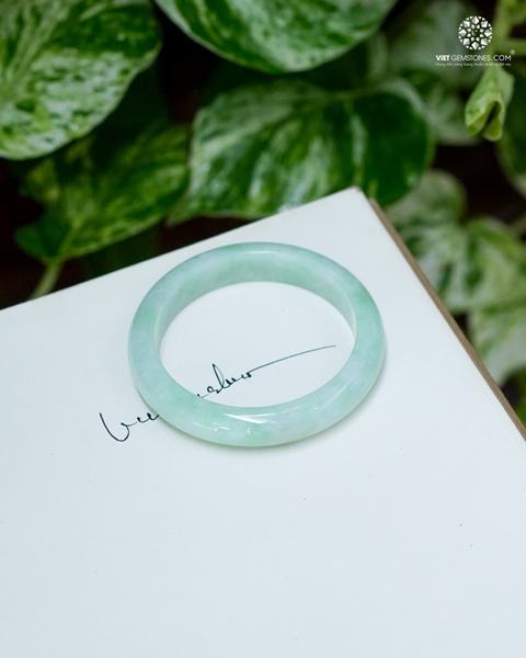 Vòng Nguyên Khối Cẩm Thạch Điểm Lý Bản Hẹ 12mm