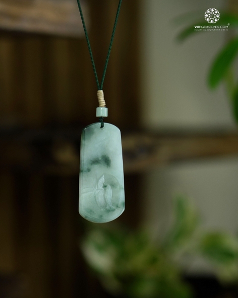 Mặt Dây Chuyền Ngộ Đạo Cẩm Thạch Phiêu Hoa