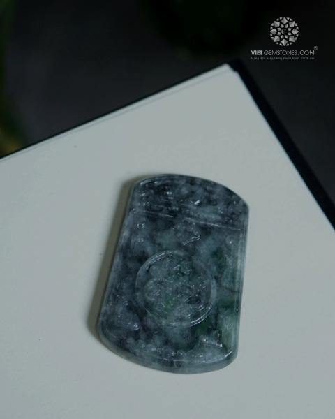 Mặt Dây Chuyền Vô Sự Bài Cẩm Thạch Ô Kê Chủng - Jadeite