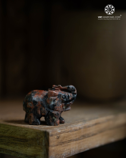 Vật phẩm Voi Đá Tự Nhiên