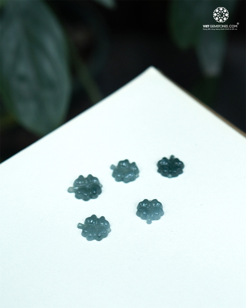 Mặt Dây chuyền Cỏ 4 Lá Cẩm Thạch Lam Ngọc