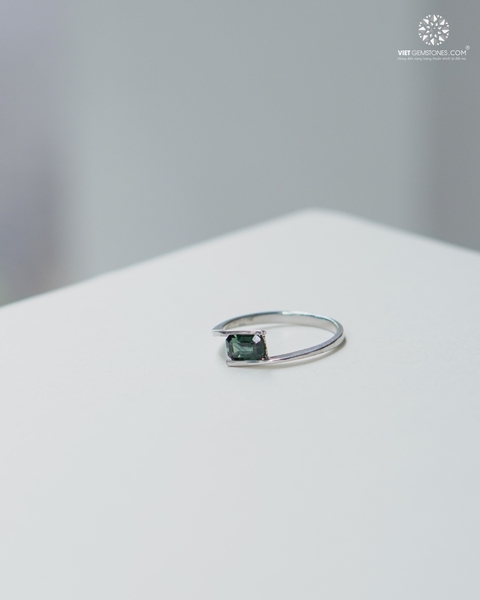 Nhẫn Bạc Đá Sapphire Buôn Hồ