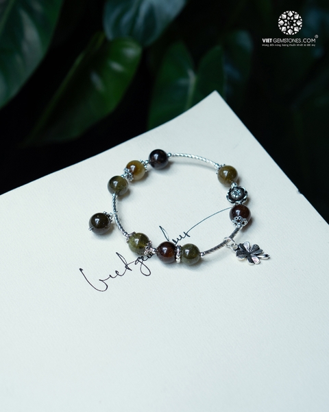 Lắc Tay Ngọc Hồng Lựu Xanh - Andradite Garnet Charm Cỏ 4 Lá