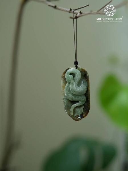 Mặt Dây Chuyền Linh Xà Cẩm Thạch – Jadeite