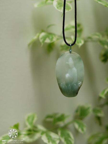 Mặt Dây Chuyền Quan Âm Bồ Tát Cẩm Thạch - Jadeite