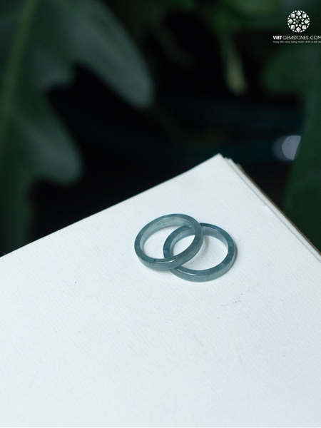 Nhẫn Nguyên Khối Jadeite Lam Ngọc