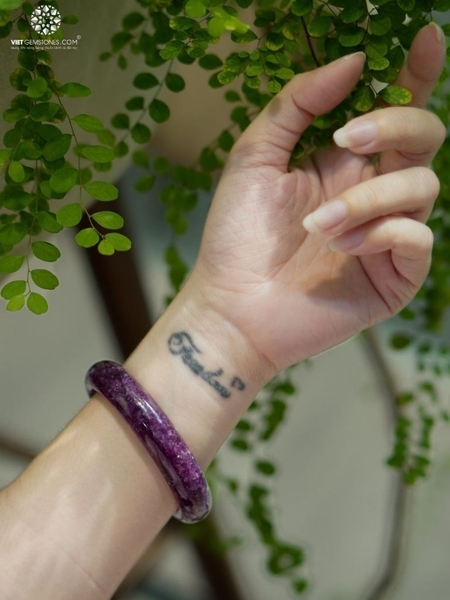 Vòng Nguyên Khối Đá Lepidolite - Vảy Rồng Tím