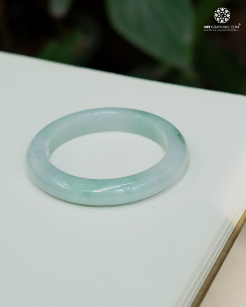 Vòng Nguyên Khối Cẩm Thạch Hoa Bay Bản Hẹ 12mm