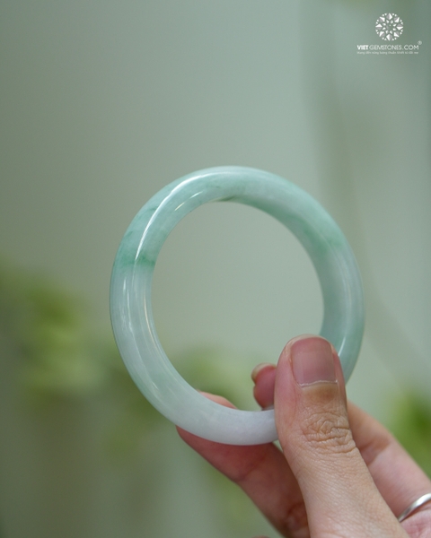 Vòng Nguyên Khối Cẩm Thạch Hoa Bay Bản Hẹ 12mm