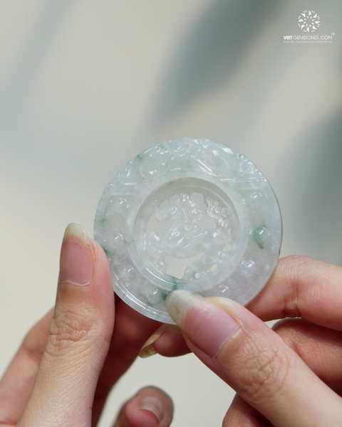 Mặt Dây Chuyền Ngựa Cẩm Thạch Hoa Bay