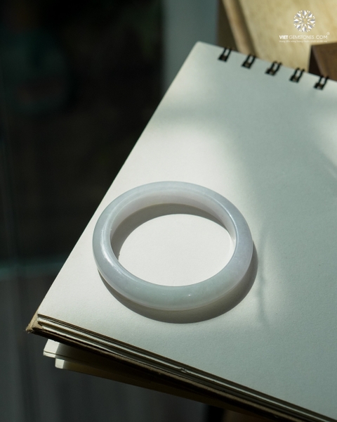 Vòng Nguyên Khối Cẩm Thạch Tím Monet