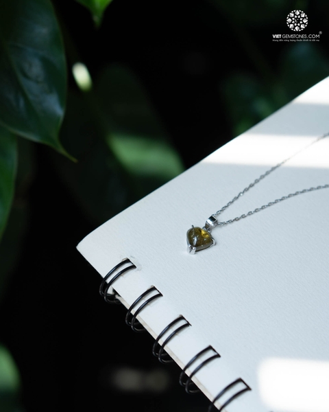 Mặt Dây Chuyền Trái Tim Garnet Xanh (chưa kèm dây đeo)