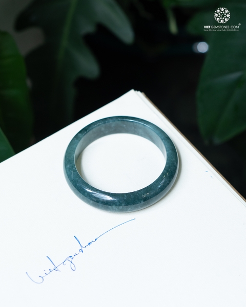 Vòng Nguyên Khối Cẩm Thạch Lam Ngọc Jadeite bản hẹ