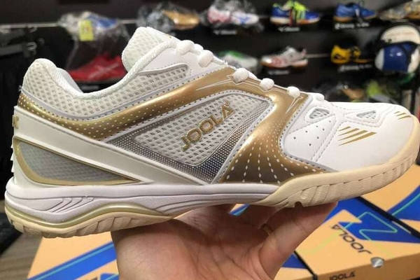 Giá giày pickleball Joola có thực sự “đắt”? Chiêu trò review tiêu cực