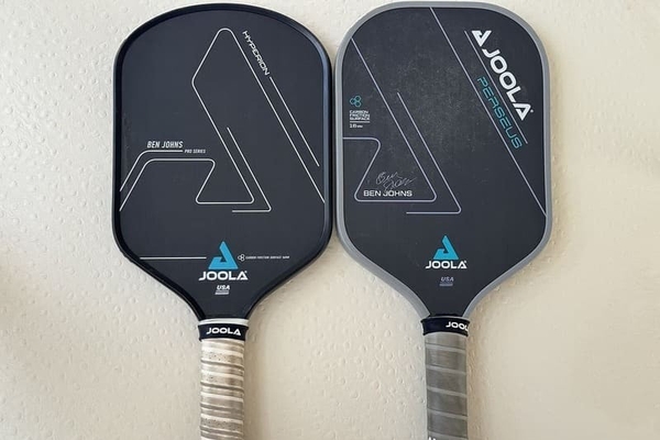 Joola Ben Johns vs Selkirk AMP-300: So sánh chi tiết