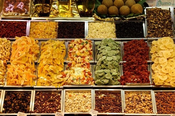 Đồ khô – gia vị – bánh kẹo – đồ uống: Tất cả “góc bếp” gói gọn tại Happy Mart