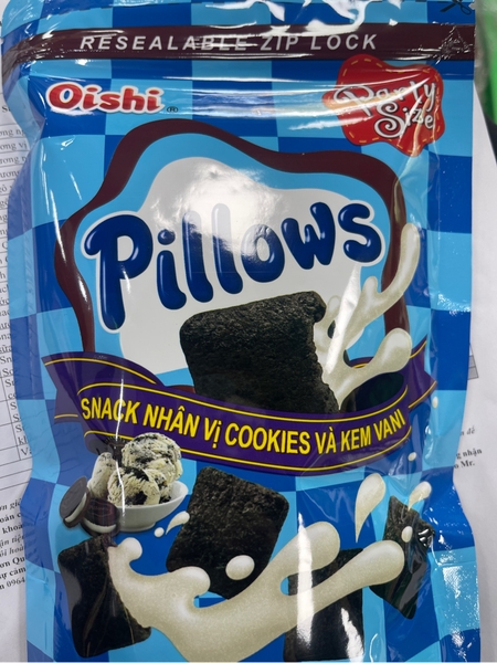 Snack Oishi Nhân Kem Vị Cookies và Kem Vani 85g