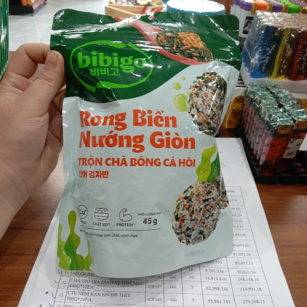 Rong Biển Nướng Giòn bibigo Trộn Chà Bông Và Cá Hồi Gói 45G