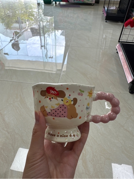 Ly sứ nhiều màu sắc