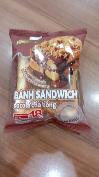 Bánh SandWich Chà Bông Socola 80G
