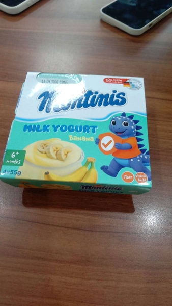Sữa chua Zott Montinis vị Chuối 55g