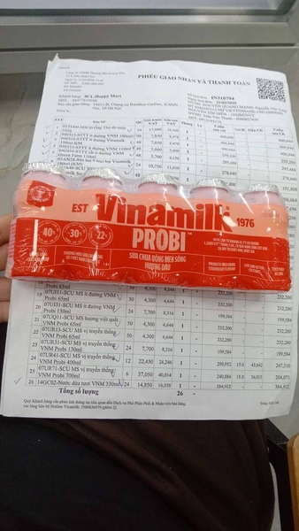 Vinamilk Probi Sữa Chua Uống Men Sống Hương Dâu 65ml