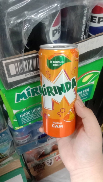 Mirinda Cam lon 320ml