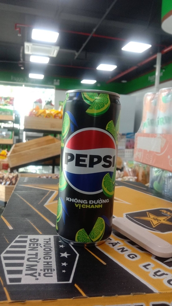 Pepsi Black Vị Chanh lon 320ml