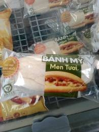Bánh Mì Men Tươi Phô Mai Trứng Muối
