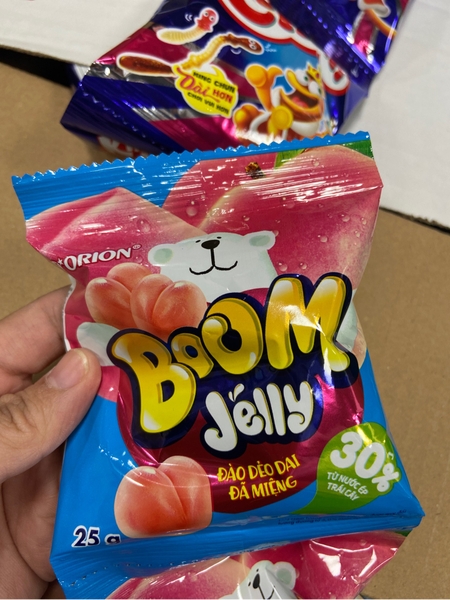 Kẹo dẻo boom dây đào