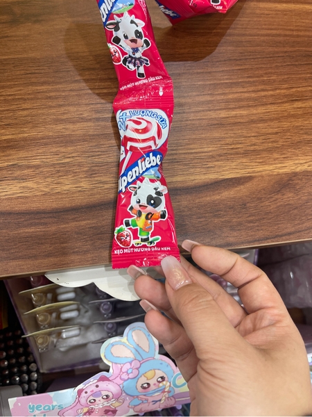 Kẹo Mút Alpenliebe Dâu